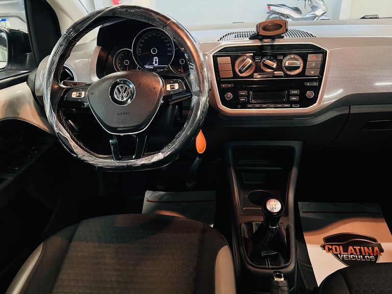 VolksWagen up! cross 1.0 TSI Total Flex 12V 5p