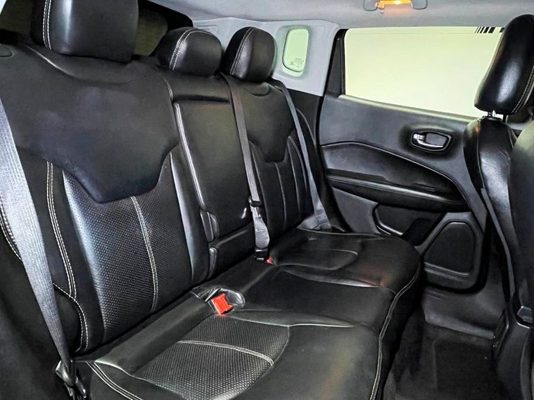 Jeep COMPASS LONGITUDE 2.0 4x4 Dies. 16V Aut.