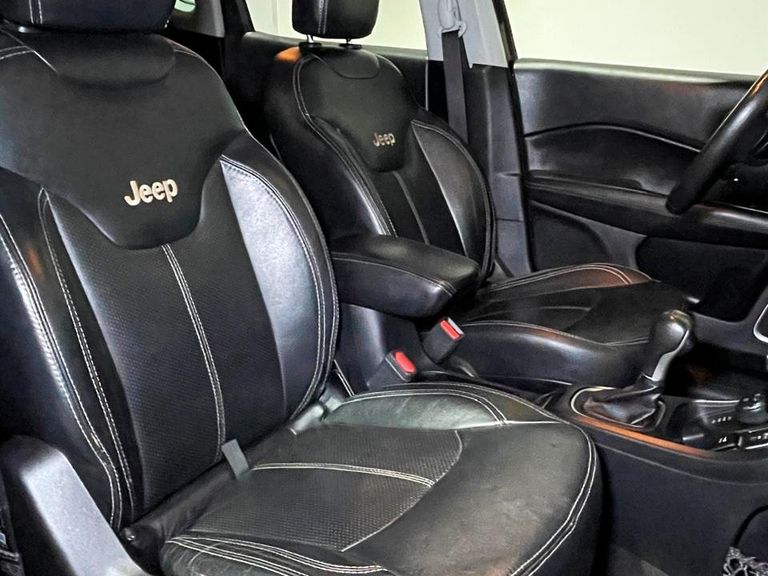 Jeep COMPASS LONGITUDE 2.0 4x4 Dies. 16V Aut.