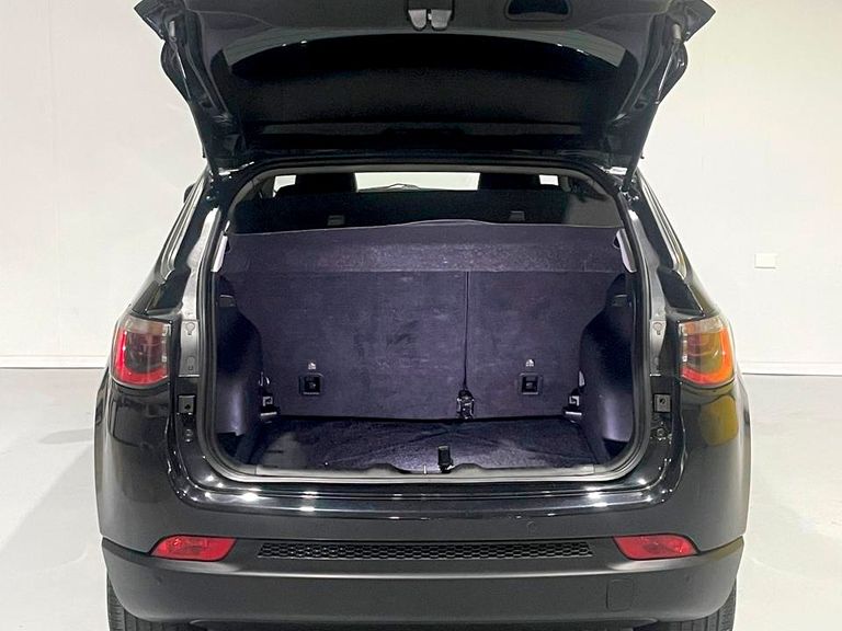 Jeep COMPASS LONGITUDE 2.0 4x4 Dies. 16V Aut.