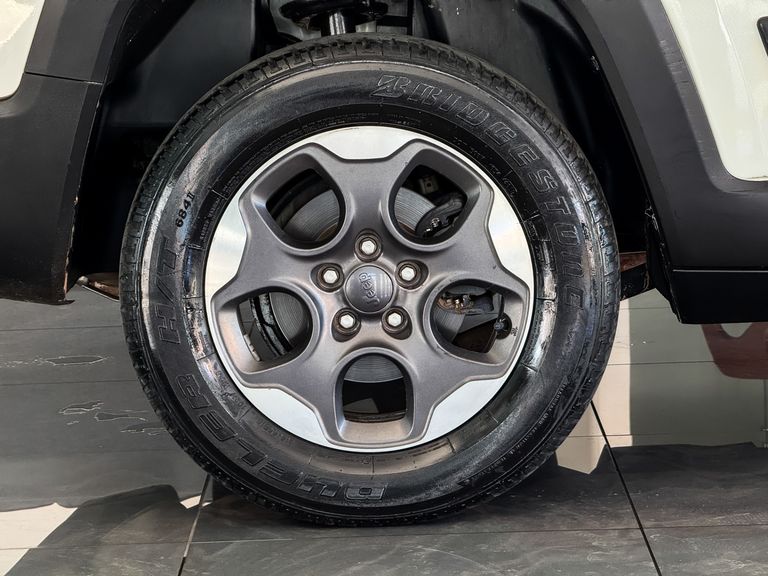Jeep Renegade Sport 1.8 4x2 Flex 16V Aut.