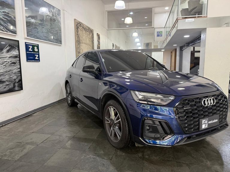 Audi Q5 SB Perf. 2.0 TFSIe S.Tr. Qt (Hib.)