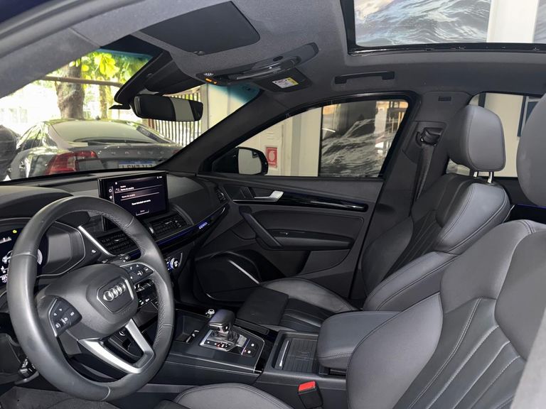 Audi Q5 SB Perf. 2.0 TFSIe S.Tr. Qt (Hib.)