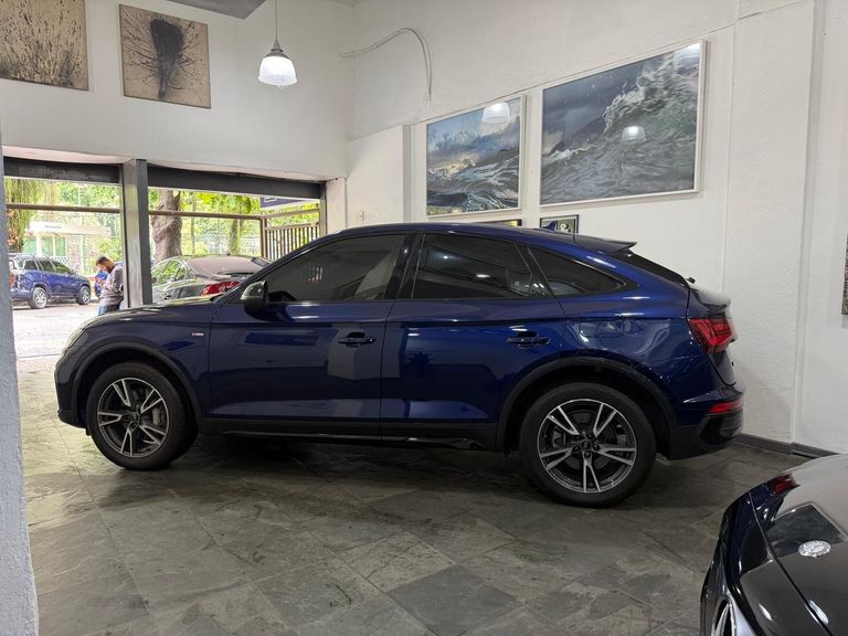 Audi Q5 SB Perf. 2.0 TFSIe S.Tr. Qt (Hib.)