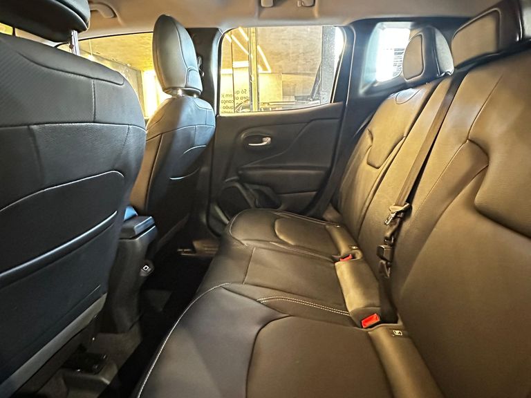 Jeep Renegade Long. T270 1.3 TB 4x2 Flex Aut.
