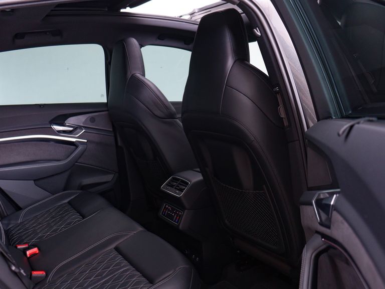 Audi E-TRON S Sportback Quat. Aut. (Elétrico)
