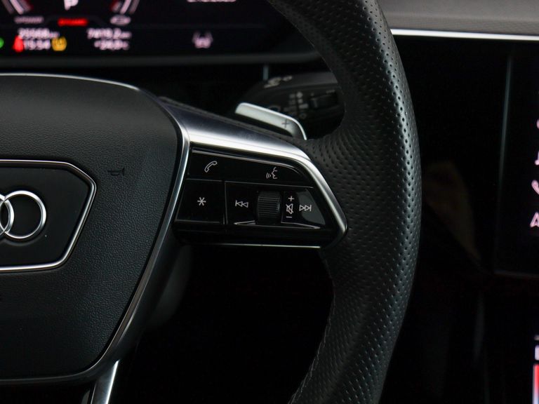 Audi E-TRON S Sportback Quat. Aut. (Elétrico)