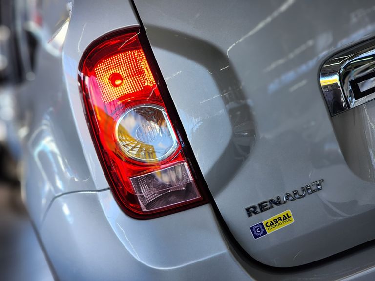 Renault DUSTER Dynamique 2.0 Flex 16V Aut.