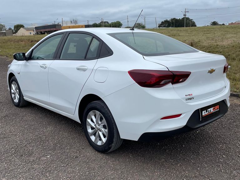 Chevrolet ONIX SEDAN Plus LT 1.0 12V Flex 4p Mec.