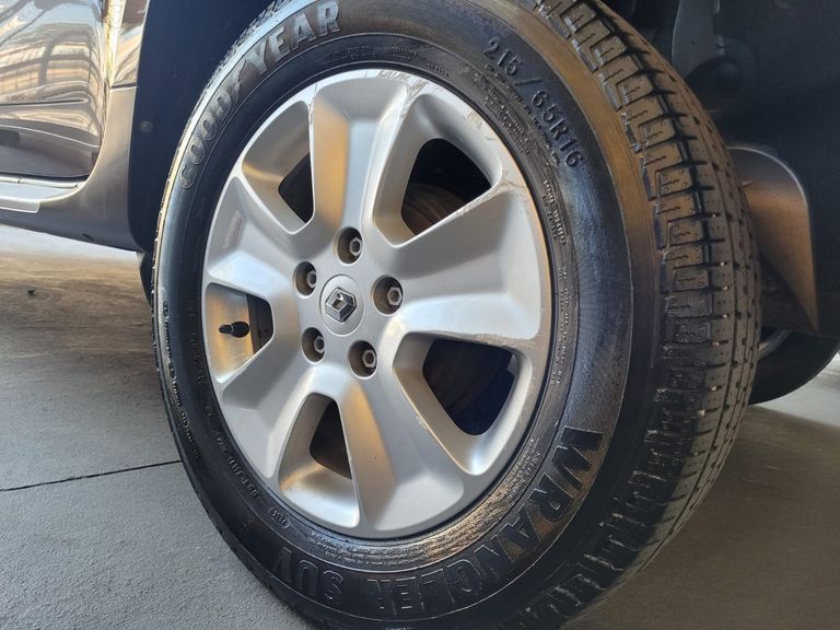 Renault DUSTER Dynamique 2.0 Flex 16V Aut.