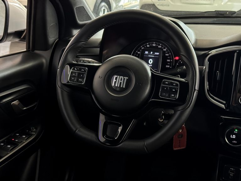 Fiat Strada Volcano 1.3 Flex 8V CD Aut.