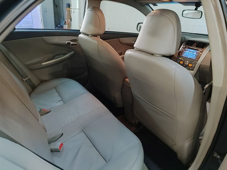 Toyota Corolla XEi 2.0 Flex 16V Aut.