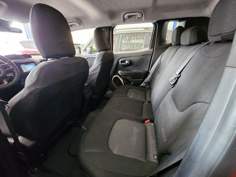 Jeep Renegade Sport 1.8 4x2 Flex 16V Aut.