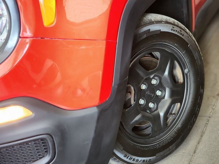 Jeep Renegade Sport 1.8 4x2 Flex 16V Aut.