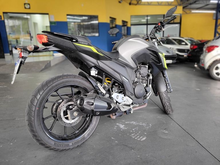 YAMAHA FZ25 250 FAZER FLEX