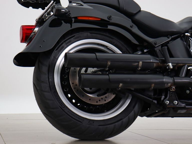 Harley FAT BOY LOW/ SPECIAL FLSTFB
