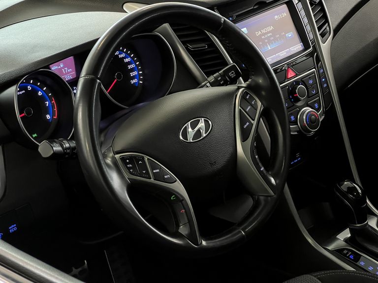 Hyundai i30 1.8 16V Aut. 5p