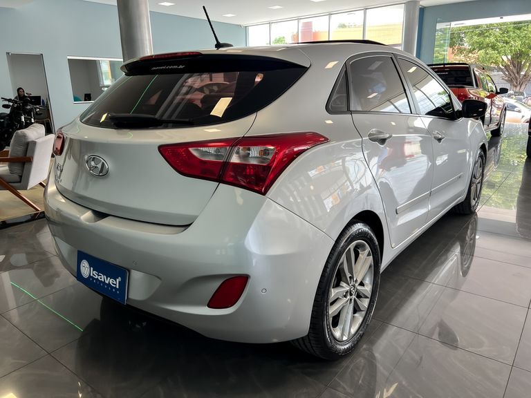 Hyundai i30 1.8 16V Aut. 5p