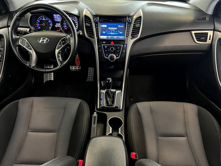 Hyundai i30 1.8 16V Aut. 5p