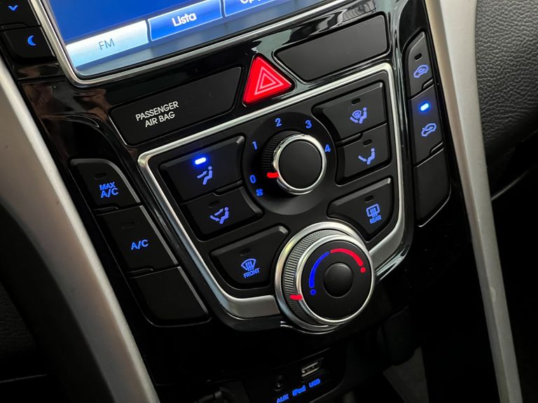 Hyundai i30 1.8 16V Aut. 5p