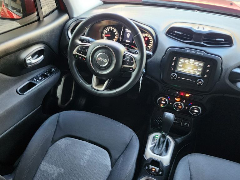 Jeep Renegade Longitude 1.8 4x2 Flex 16V Aut.