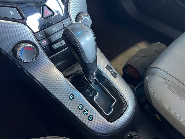 Chevrolet CRUZE LTZ 1.8 16V FlexPower 4p Aut.