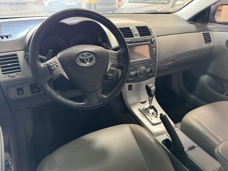 Toyota Corolla XEi 2.0 Flex 16V Aut.
