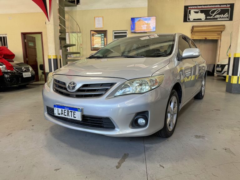 Toyota Corolla XEi 2.0 Flex 16V Aut.
