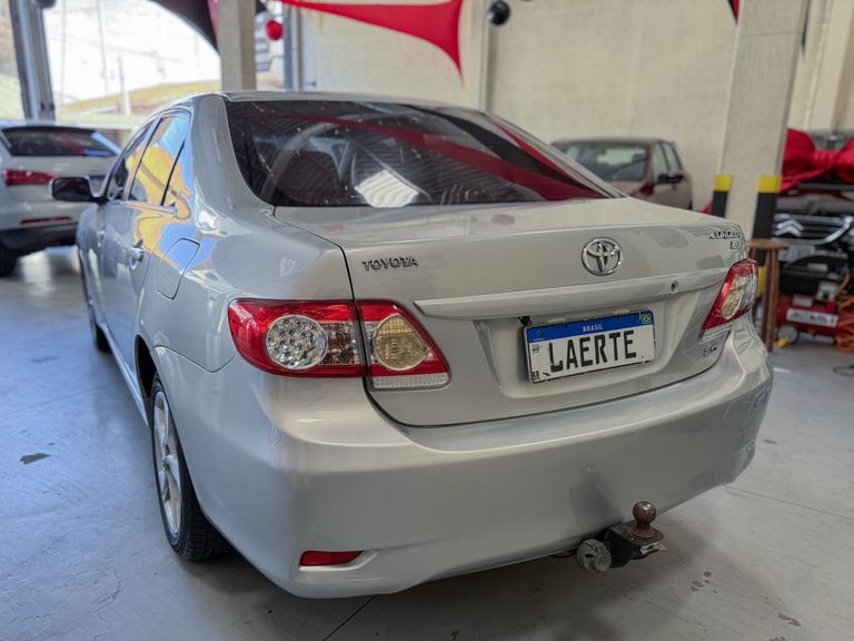 Toyota Corolla XEi 2.0 Flex 16V Aut.