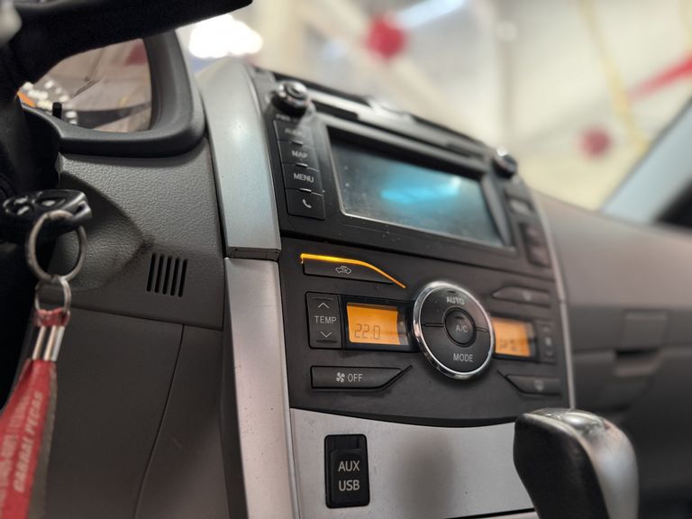 Toyota Corolla XEi 2.0 Flex 16V Aut.