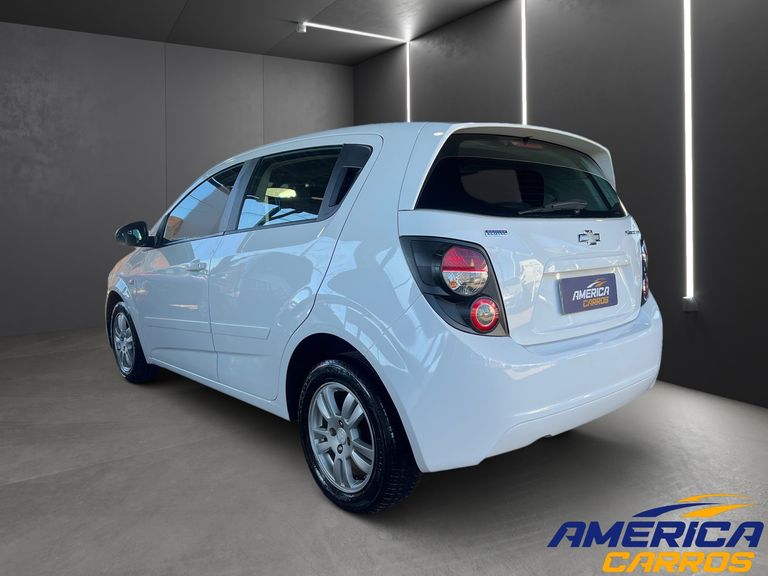 Chevrolet SONIC HB LT 1.6 16V FlexPower 5p Mec.
