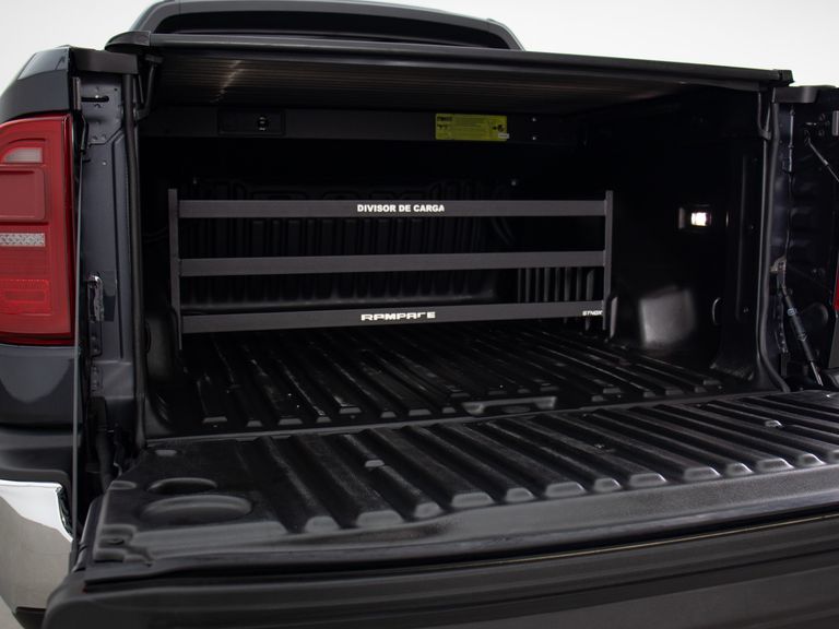 RAM RAMPAGE LAR. HURR. 4 2.0 TB CD 4X4  Aut.