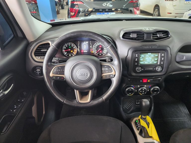 Jeep Renegade Longitude 1.8 4x2 Flex 16V Aut.