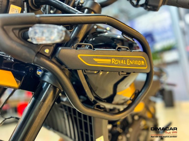 Royal Enfield Hanle Black