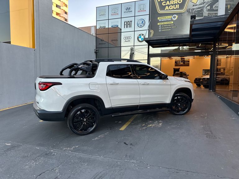 Fiat Toro Volcano 1.3 T270 4x2 Flex Aut.