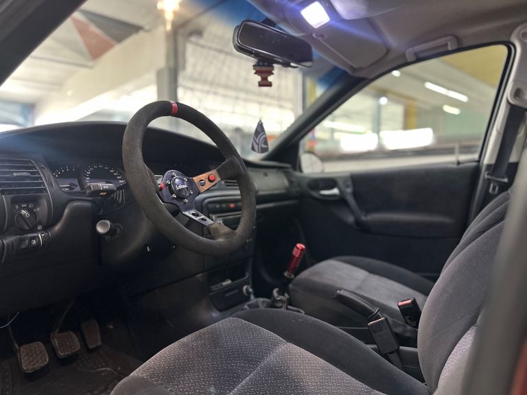 Chevrolet Vectra GLS/ Challenge 2.2 MPFI 16V
