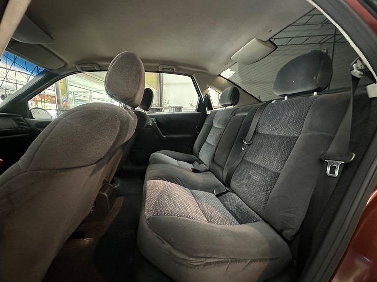 Chevrolet Vectra GLS/ Challenge 2.2 MPFI 16V