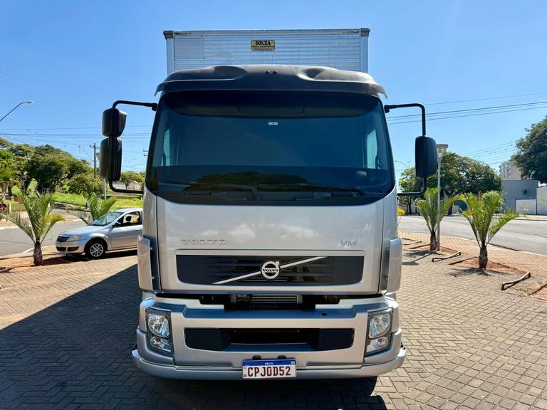 VOLVO VM 270 6x2 2p (diesel) (E5)