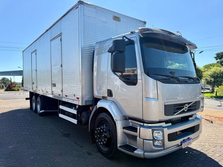 VOLVO VM 270 6x2 2p (diesel) (E5)