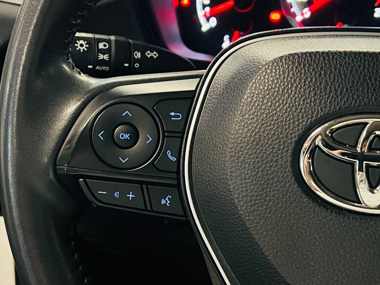 Toyota Corolla GLi 2.0 16V Flex Aut.