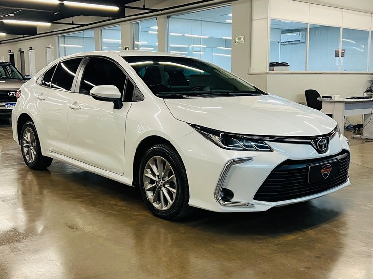 Toyota Corolla GLi 2.0 16V Flex Aut.