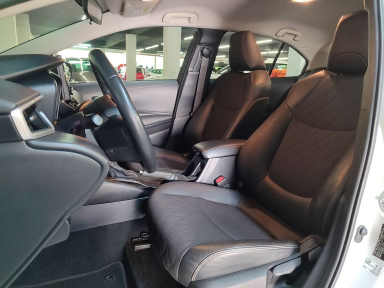 Toyota Corolla GLi 2.0 16V Flex Aut.