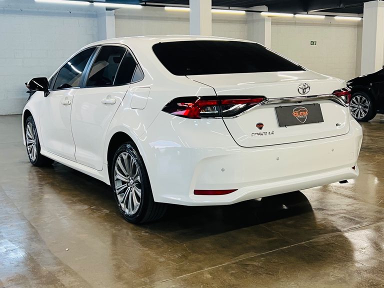 Toyota Corolla XEi 2.0 Flex 16V Aut.