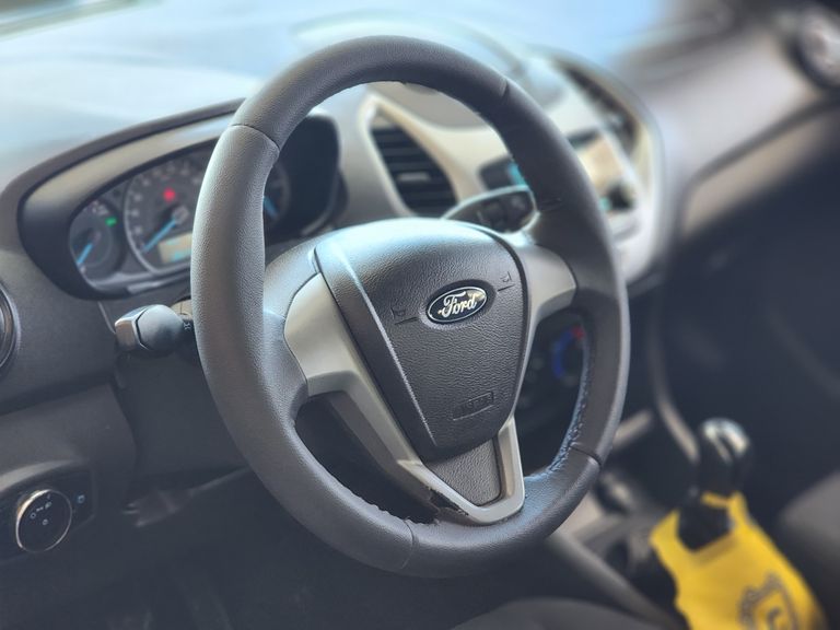 Ford Ka 1.0 SE/SE Plus TiVCT Flex 5p