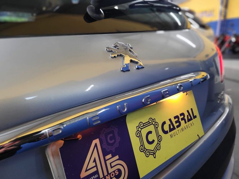 Peugeot 207 XR 1.4 Flex 8V 5p