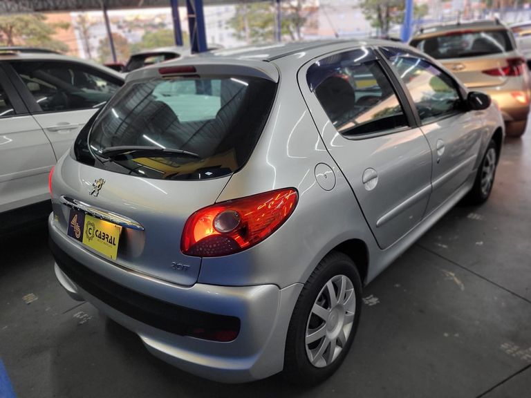 Peugeot 207 XR 1.4 Flex 8V 5p