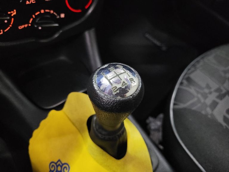 Peugeot 207 XR 1.4 Flex 8V 5p