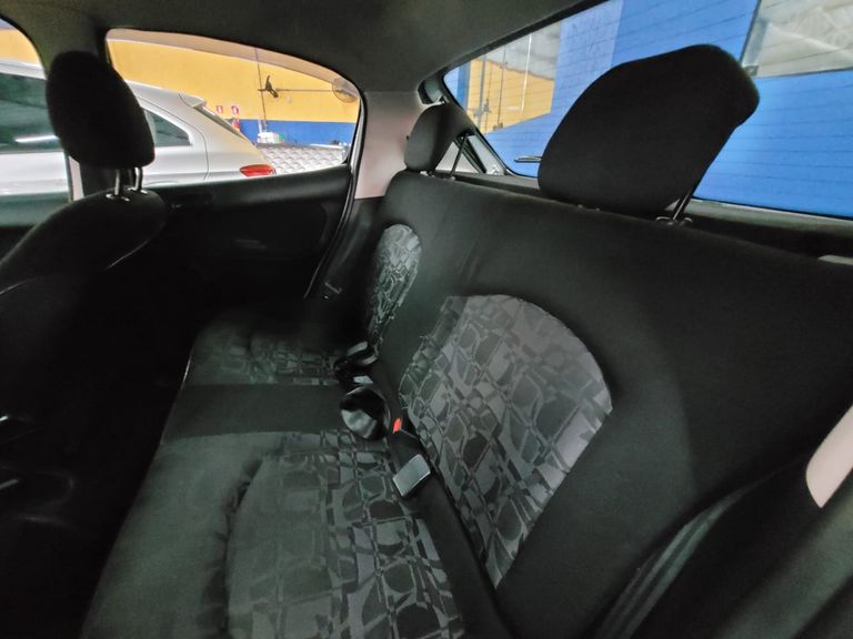 Peugeot 207 XR 1.4 Flex 8V 5p