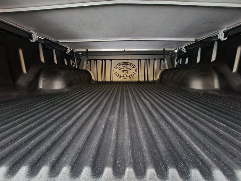 Toyota Hilux CD SRV 4x4 2.7 Flex 16V Aut.