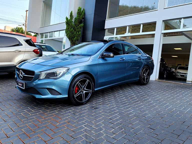 Mercedes CLA-200 First Edition 1.6 TB 16V  Aut.